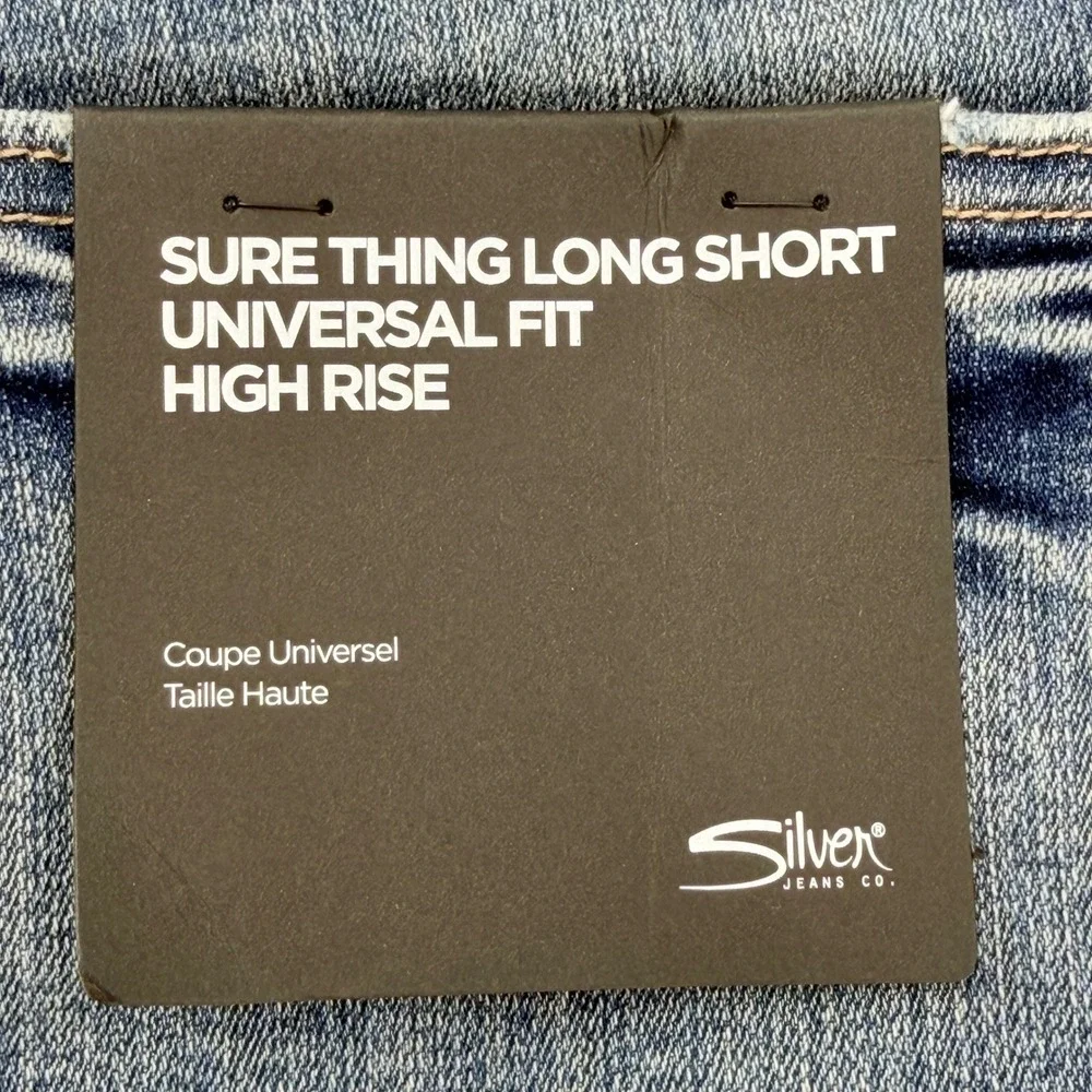 Silver Jeans Co Sure Thing Long Short Womens 31 Indigo NWT High Rise Distressed